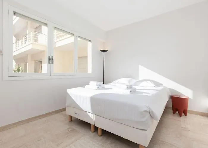 Apartment C065-chic And Modern Apt With Terrace - La Croisette Cannes
